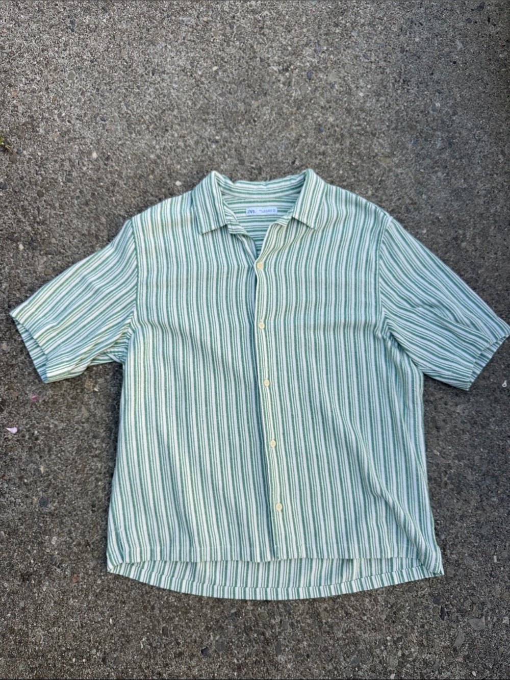 Zara Green and White Striped Short-Sleeve Button-Down Shirt